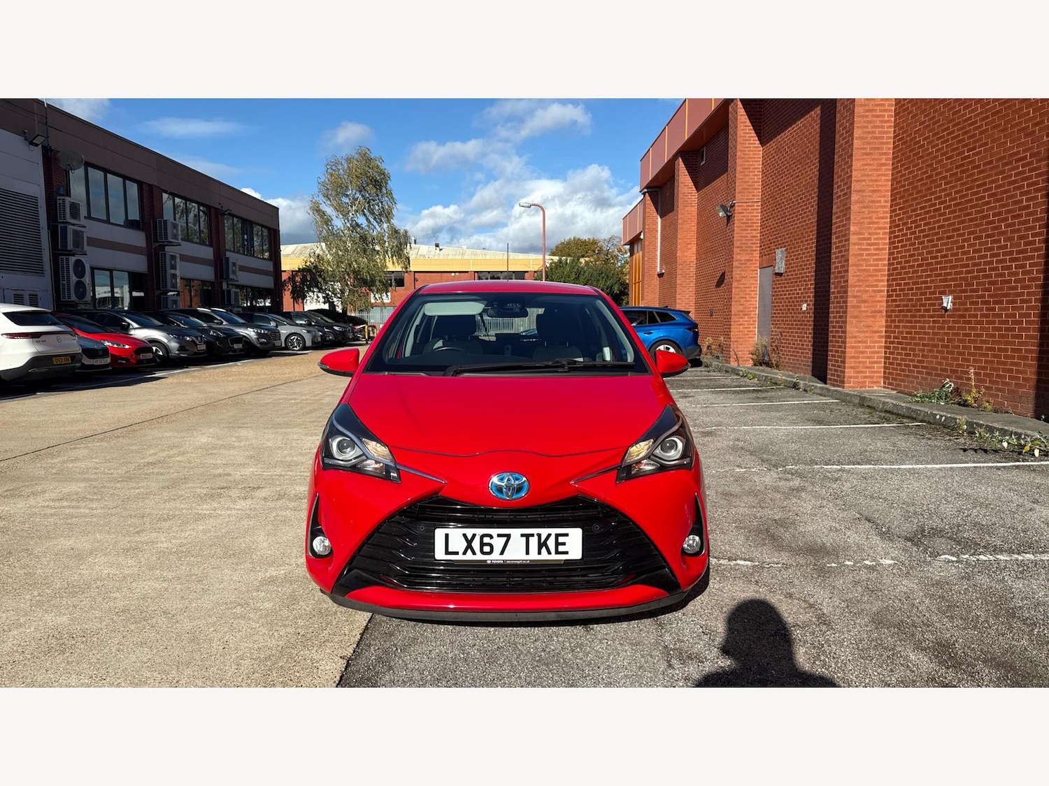 Used Toyota Yaris 2017 for sale - 76370653: Photo 17