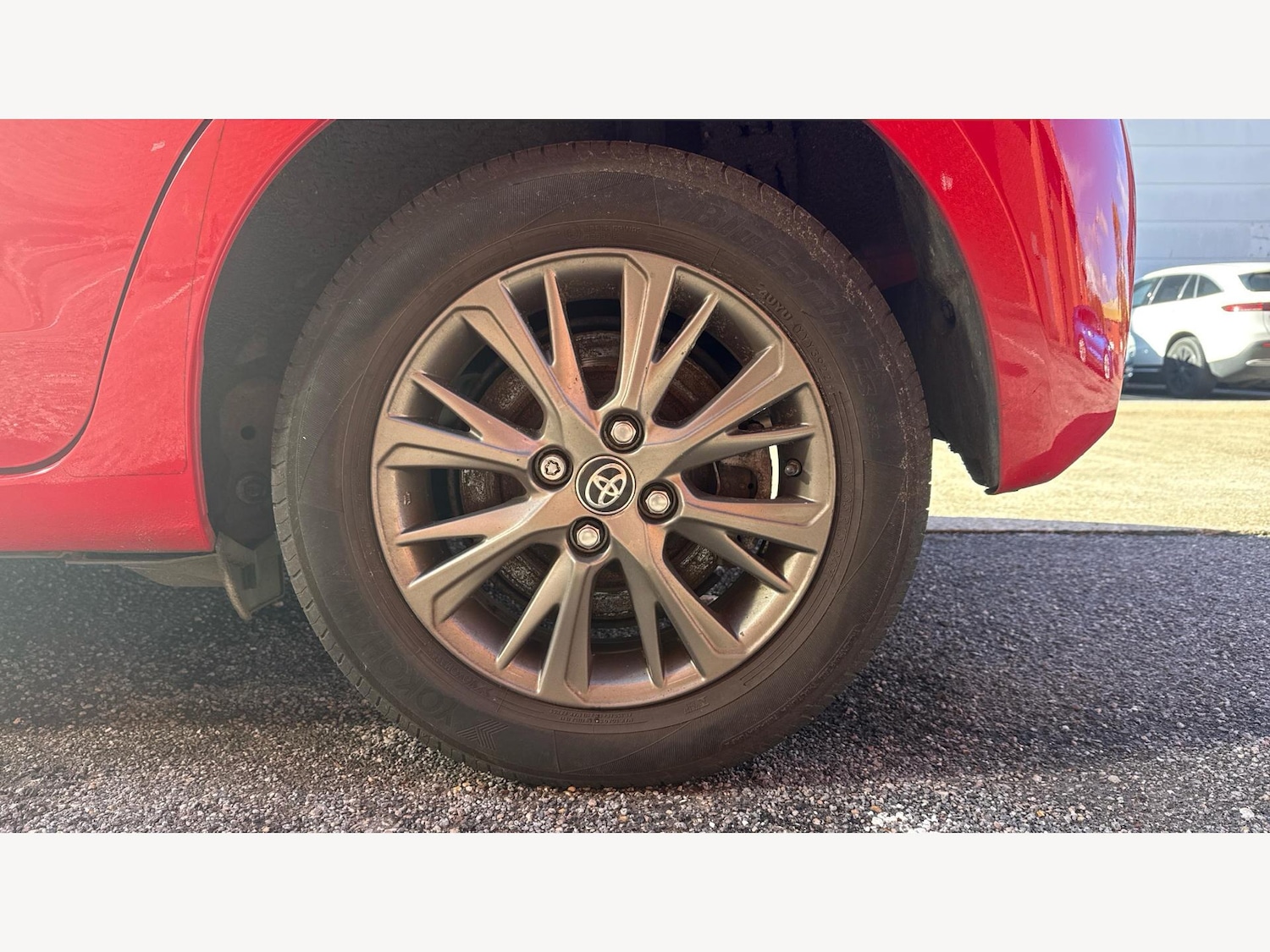 Used Toyota Yaris 2017 for sale - 76370653: Photo 20