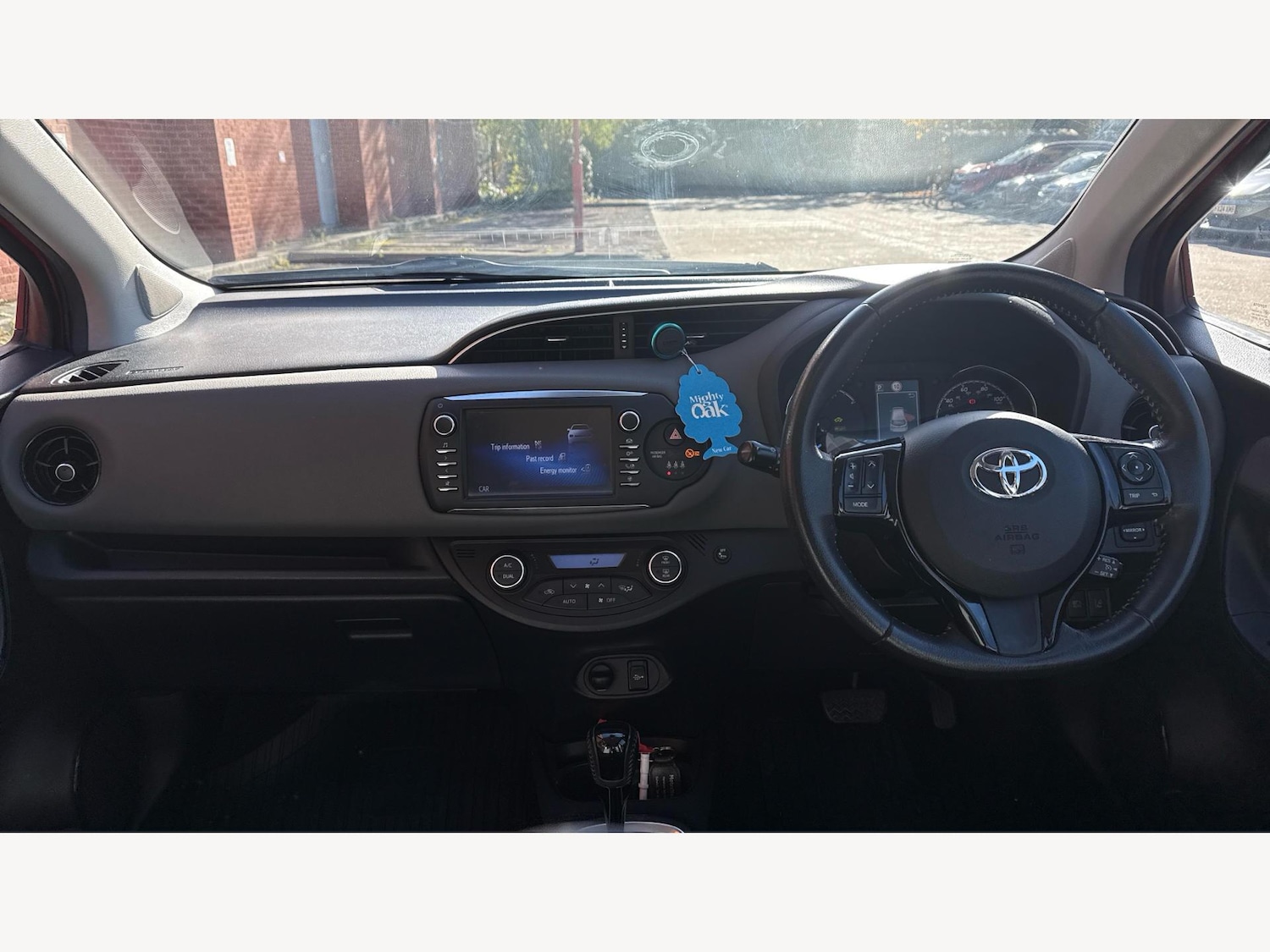 Used Toyota Yaris 2017 for sale - 76370653: Photo 7