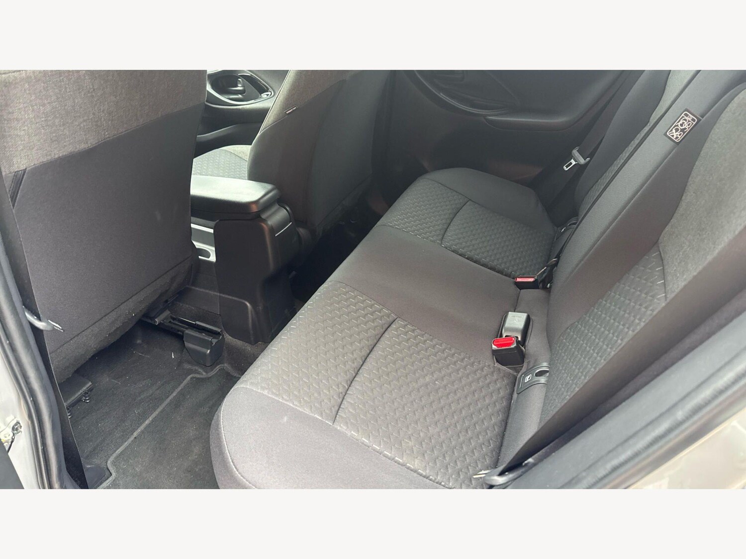 Used Toyota Yaris Cross for sale - 78214966: Photo 15