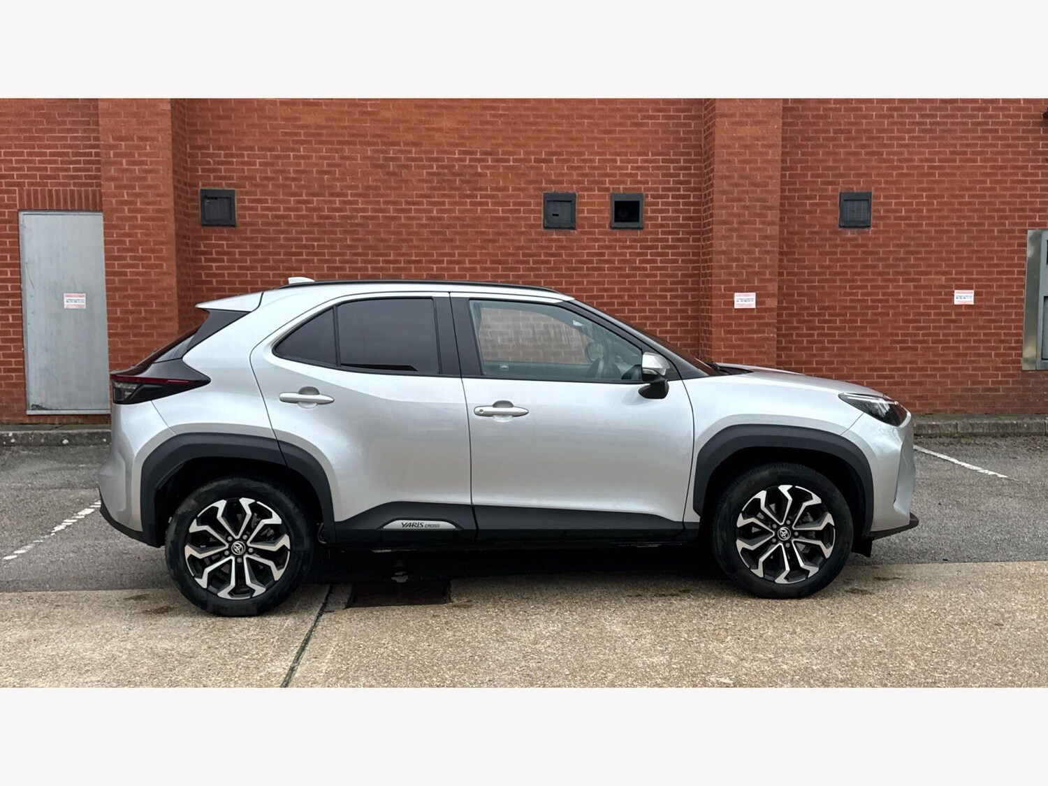 Used Toyota Yaris Cross for sale - 78214966: Photo 18