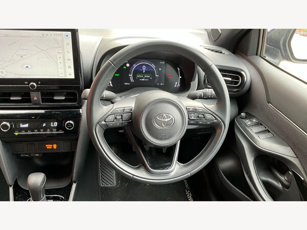 Used Toyota Yaris Cross 2024 for sale - 76072181: Photo 8