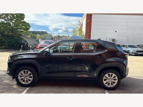 Used Toyota Yaris Cross 2024 for sale - 76151889: Photo 19