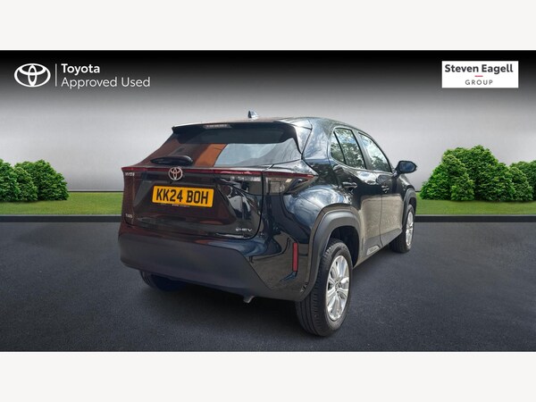 Used Toyota Yaris Cross 2024 for sale - 76151889: Photo 2