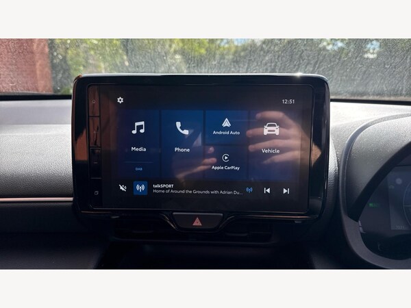 Used Toyota Yaris Cross 2024 for sale - 76151889: Photo 9