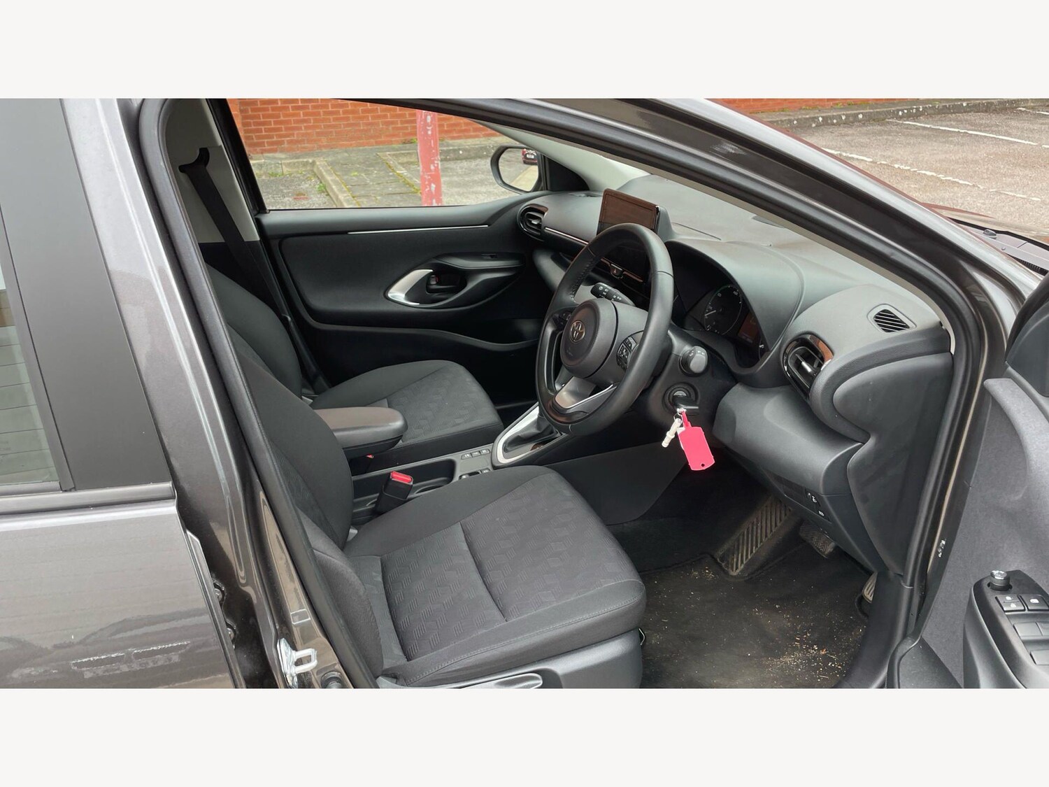 Used Toyota Yaris for sale - 78215011: Photo 13