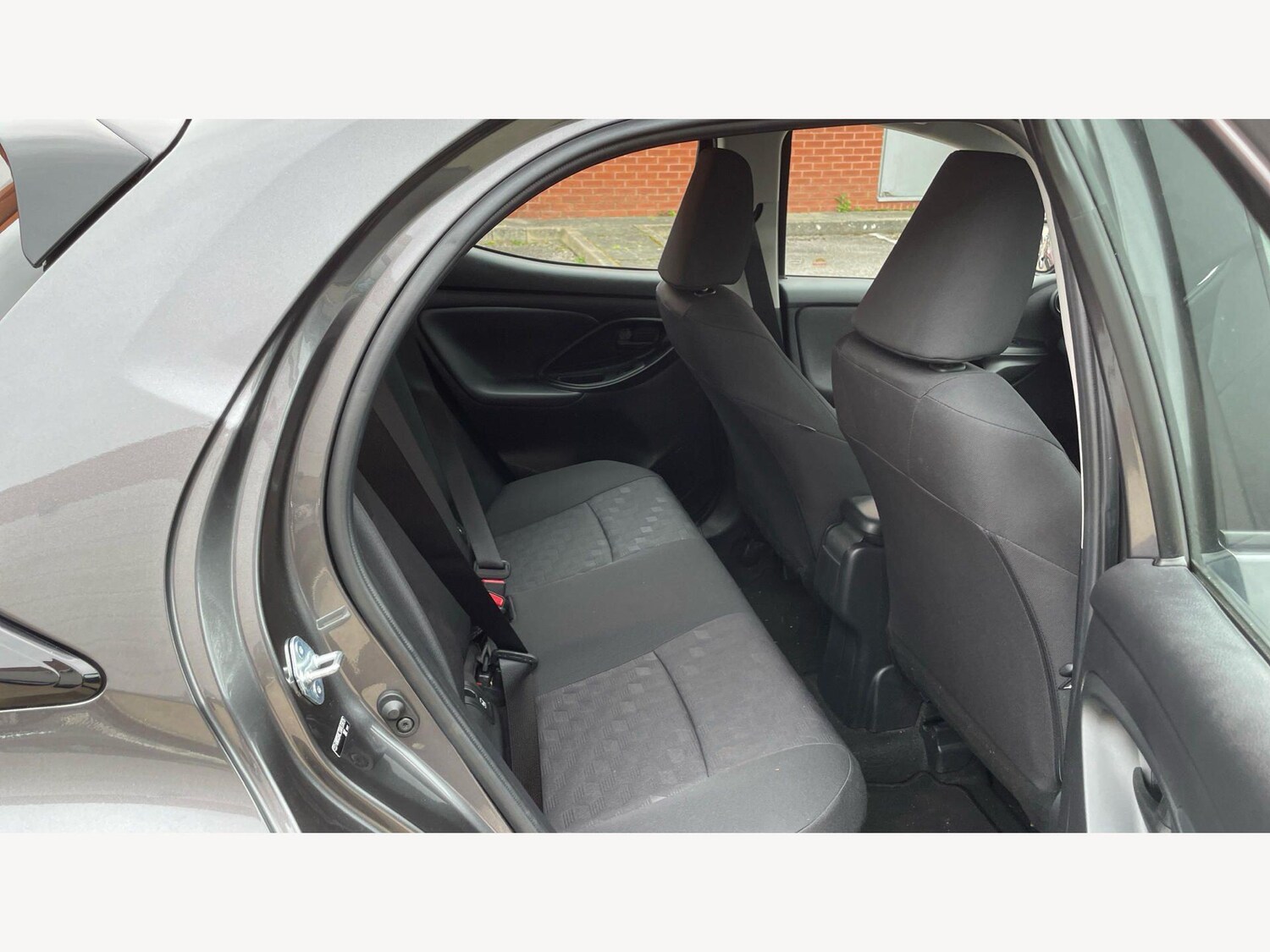 Used Toyota Yaris for sale - 78215011: Photo 14