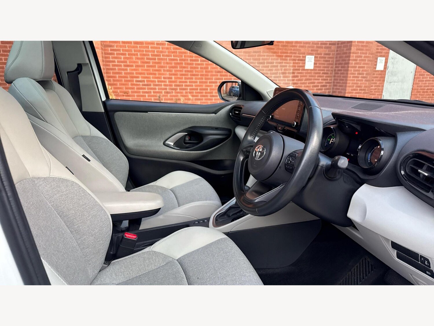 Used Toyota Yaris 2022 for sale - 77203789: Photo 13