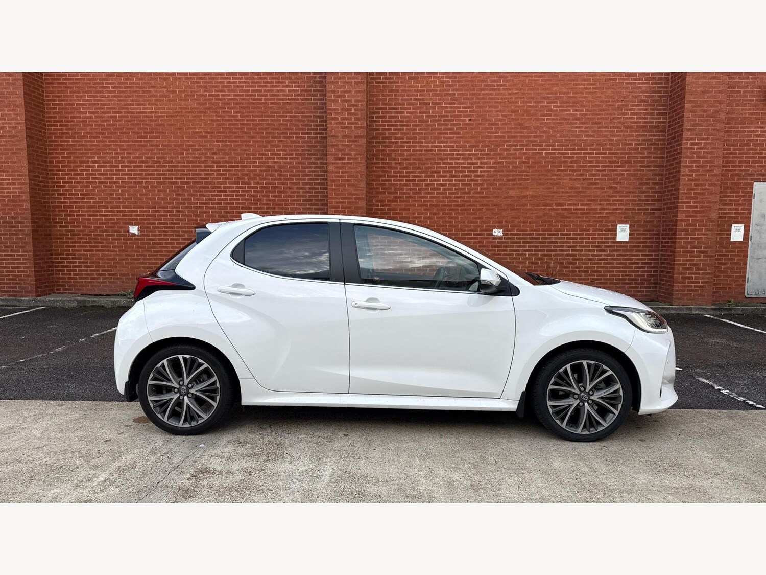 Used Toyota Yaris 2022 for sale - 77203789: Photo 18