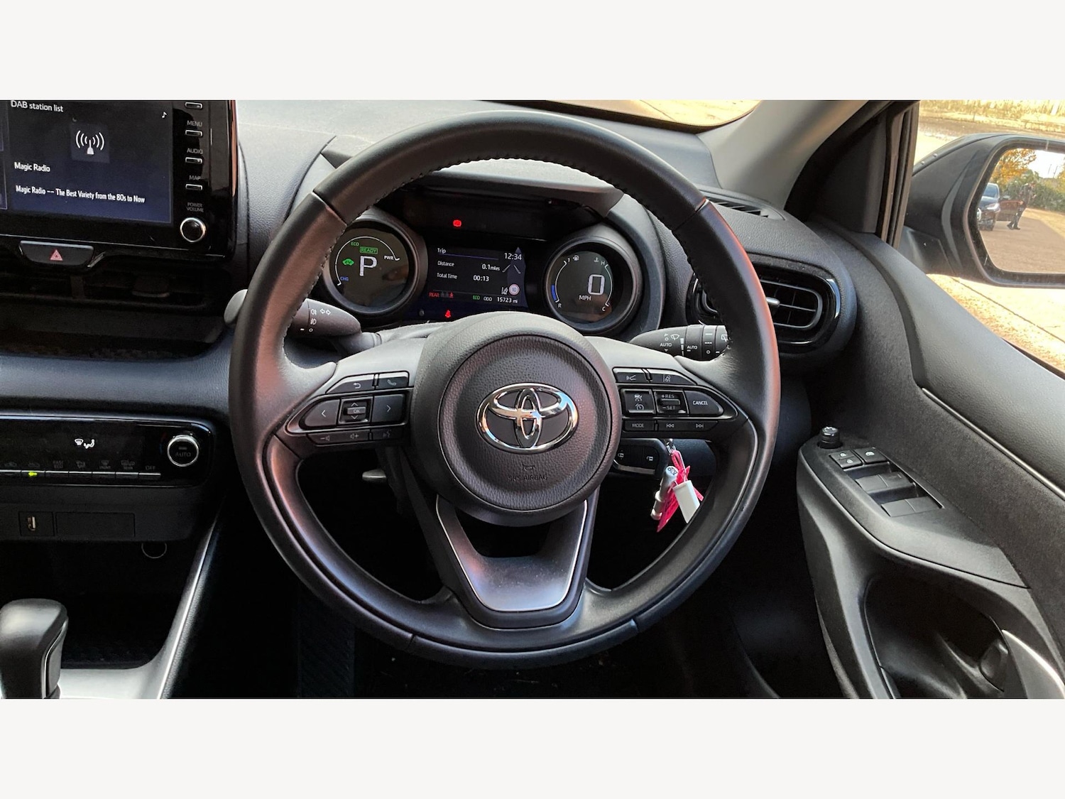 Used Toyota Yaris 2023 for sale - 77142925: Photo 10