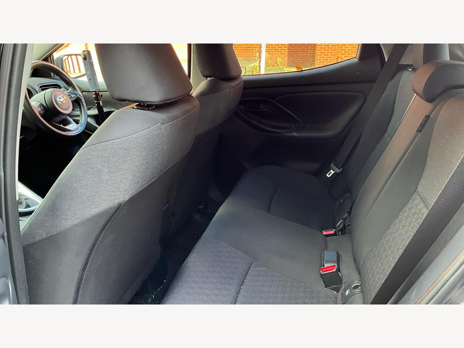 Used Toyota Yaris 2023 for sale - 77142925: Photo 15