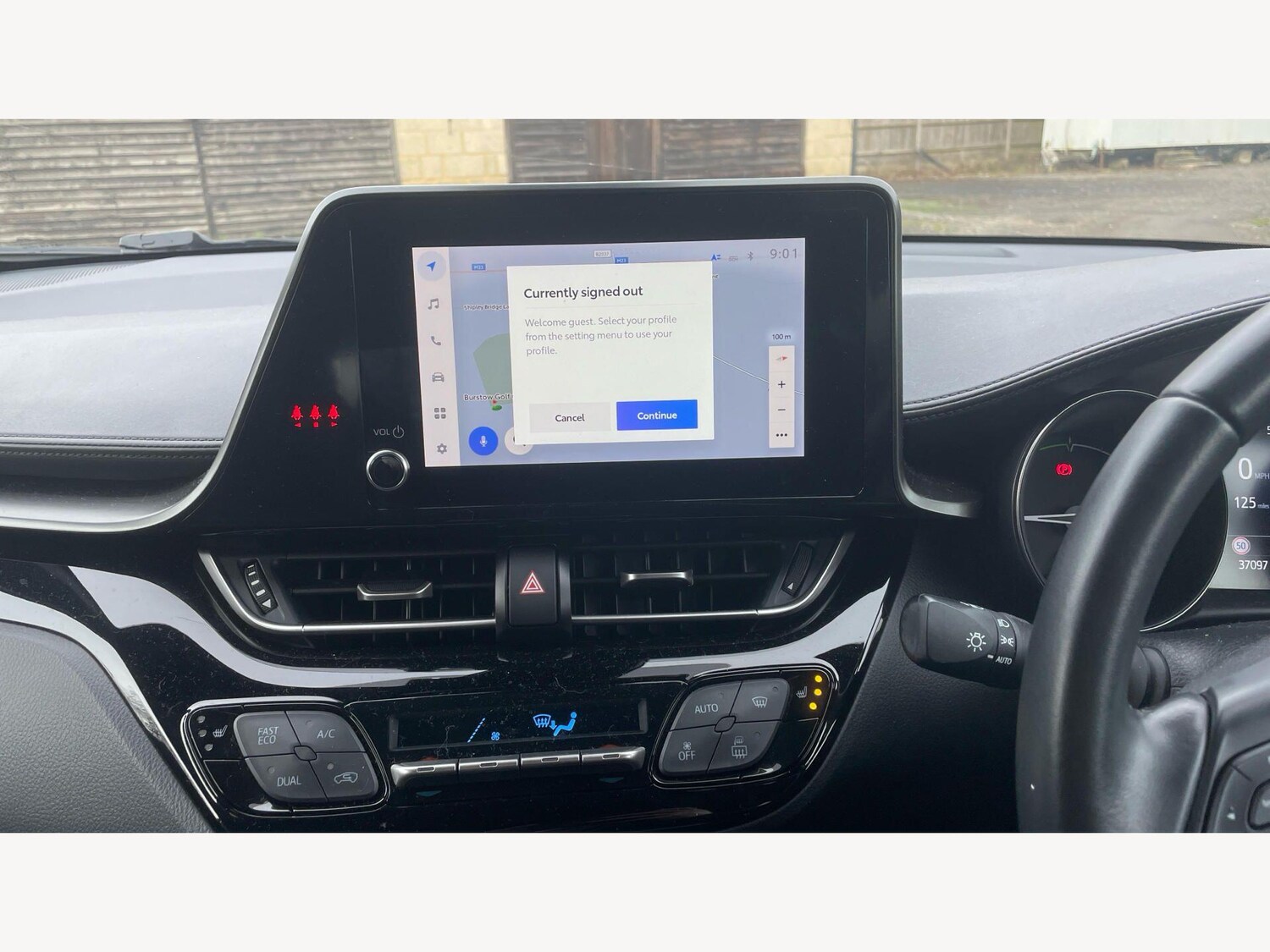 Used Toyota C-HR 2022 for sale - 77645758: Photo 9