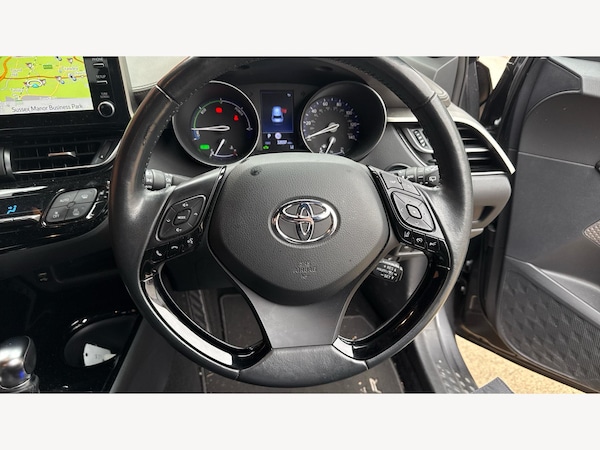 Used Toyota C-HR for sale - 76270986: Photo 10
