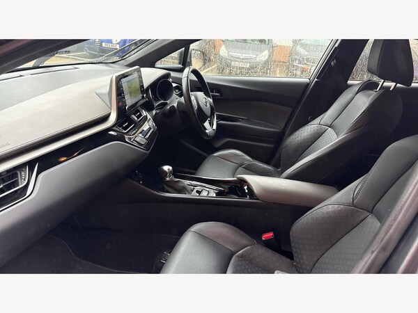 Used Toyota C-HR for sale - 76270986: Photo 12