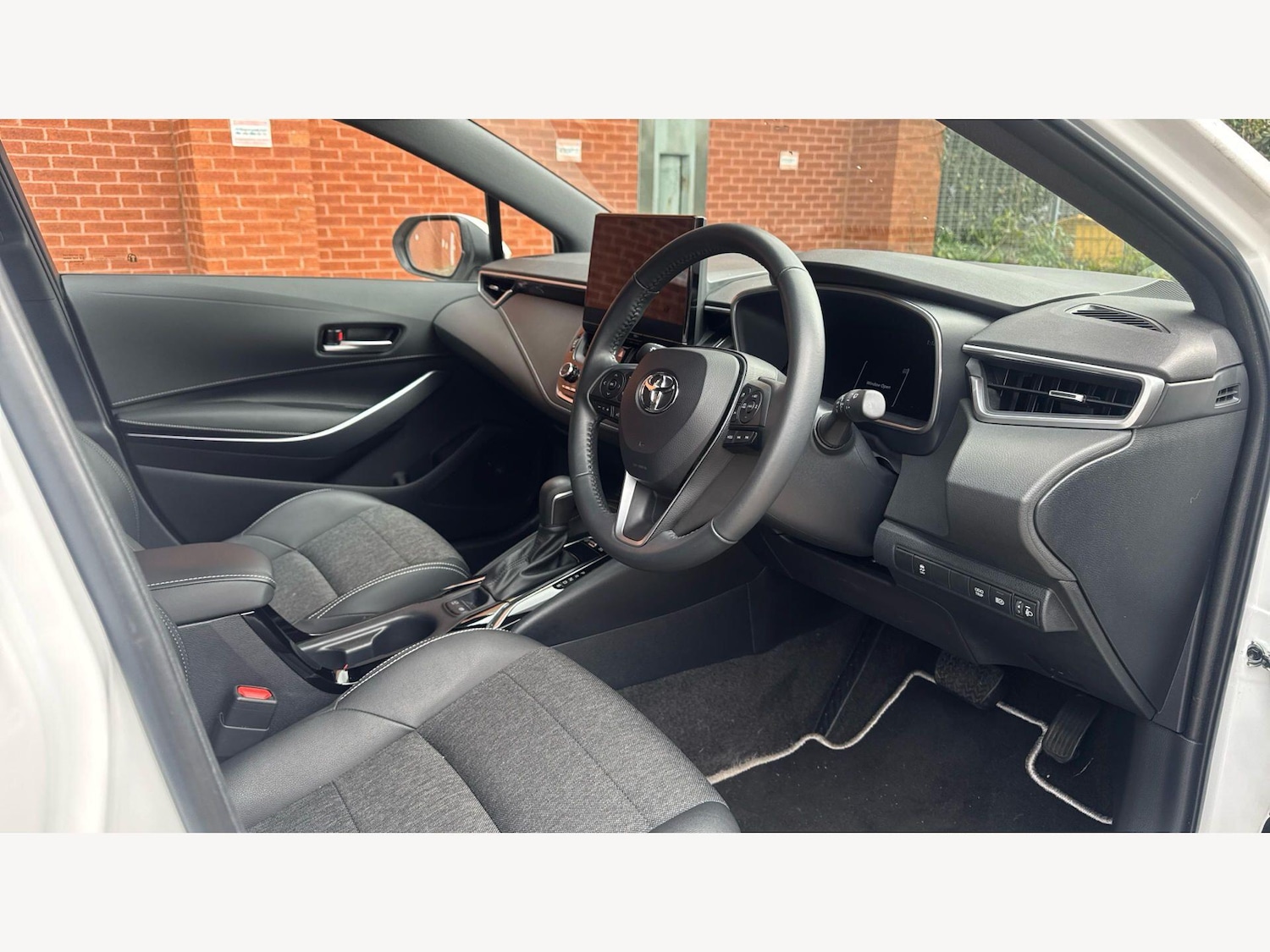 Used Toyota Corolla 2024 for sale - 77637405: Photo 13