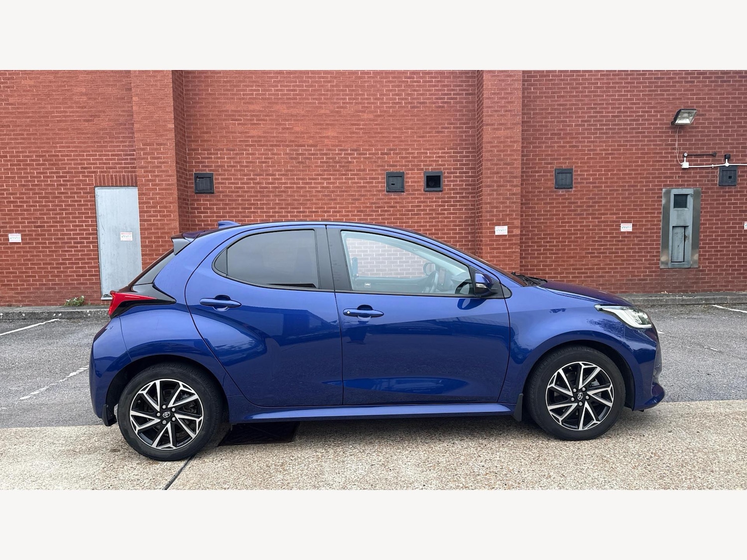Used Toyota Yaris 2022 for sale - 76259734: Photo 18
