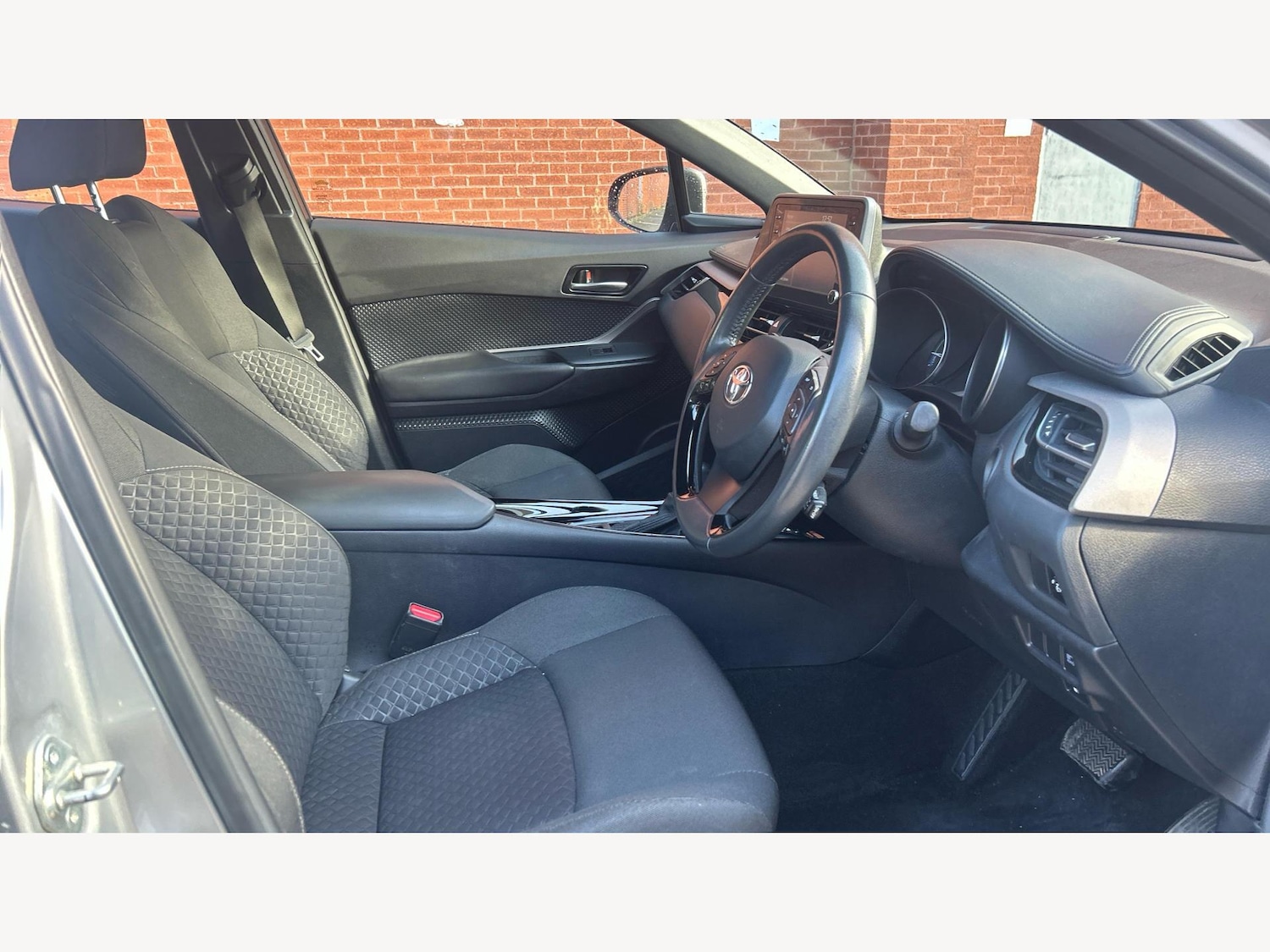 Used Toyota C-HR 2022 for sale - 77203532: Photo 13