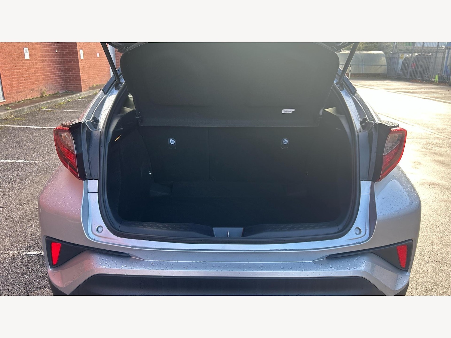 Used Toyota C-HR 2022 for sale - 77203532: Photo 16