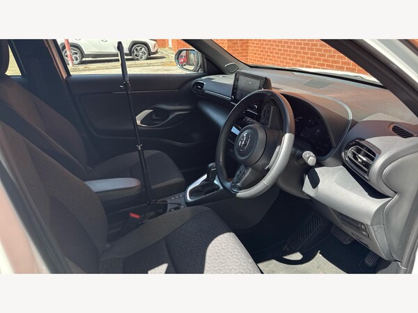 Used Toyota Yaris Cross 2023 for sale - 75719655: Photo 13