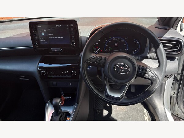 Used Toyota Yaris Cross 2023 for sale - 75719655: Photo 7