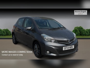 Used Toyota Yaris 2014 for sale - 79590607: Photo