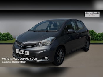 Used Toyota Yaris 2014 for sale - 79590607: Photo