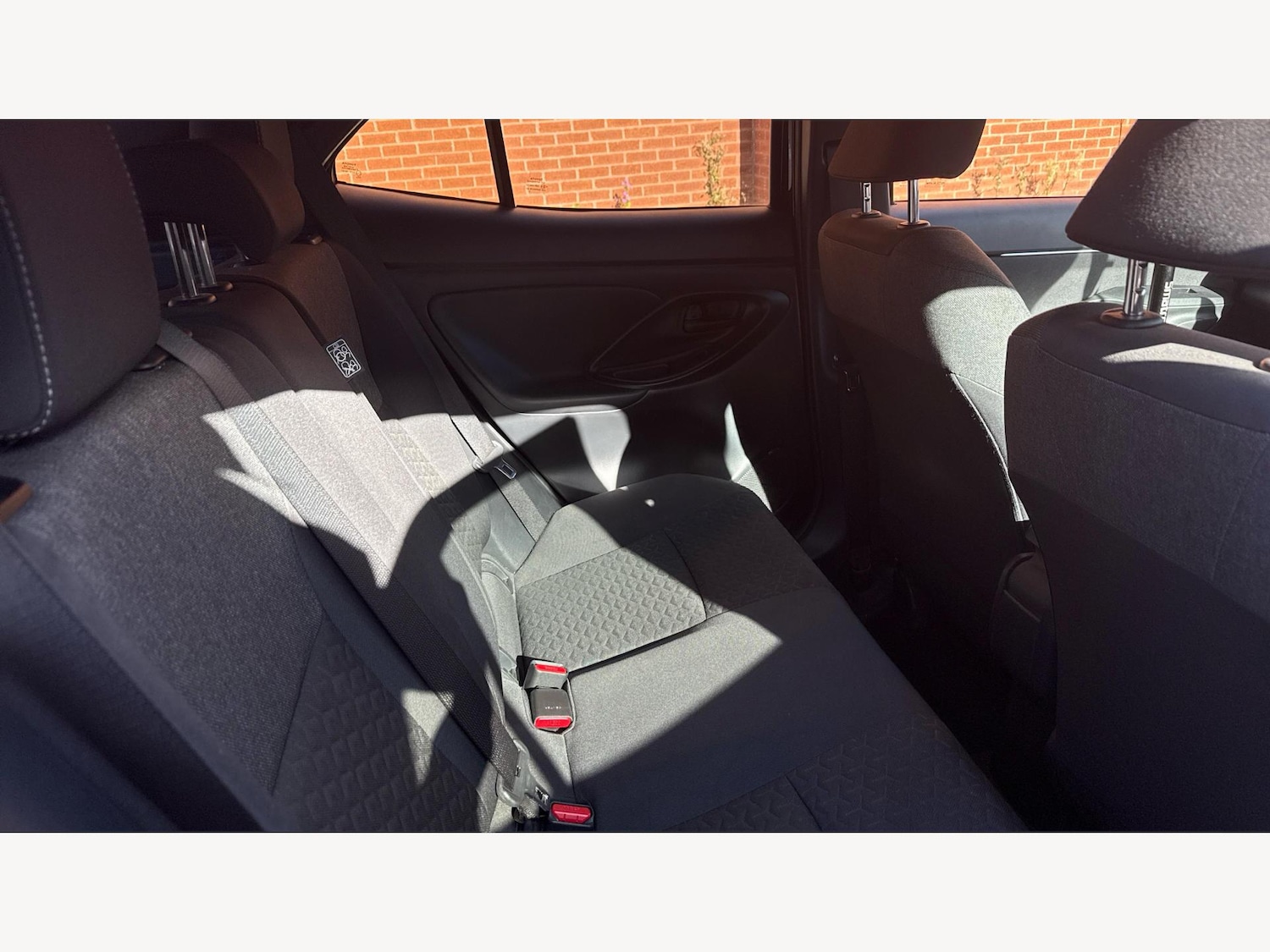 Used Toyota Yaris Cross 2023 for sale - 76645447: Photo 14