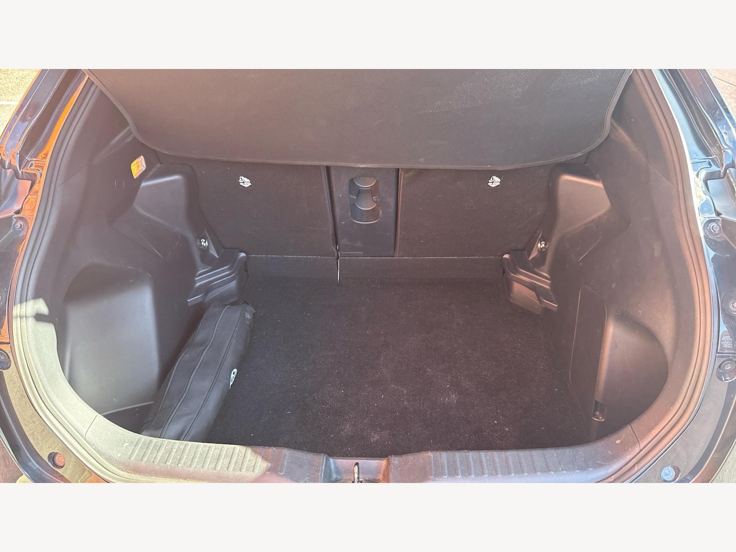 Used Toyota Yaris Cross 2023 for sale - 76645447: Photo 16