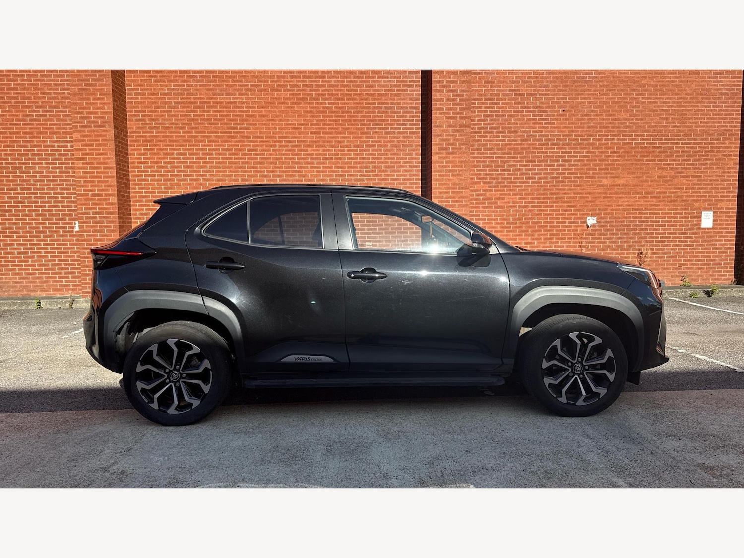 Used Toyota Yaris Cross 2023 for sale - 76645447: Photo 18