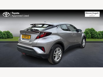 Used Toyota C-HR 2019 for sale - 76175653: Photo 2