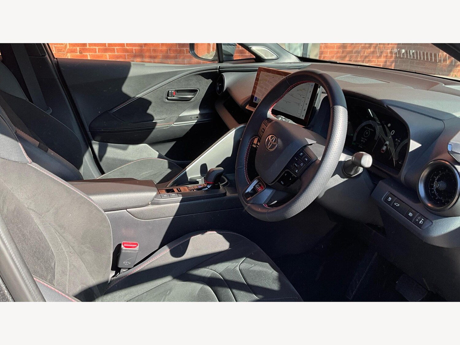 Used Toyota C-HR 2024 for sale - 76689811: Photo 13