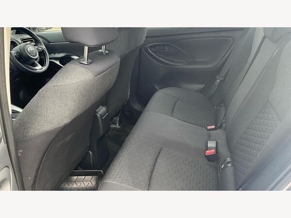 Used Toyota Yaris Cross 2024 for sale - 75247549: Photo 15