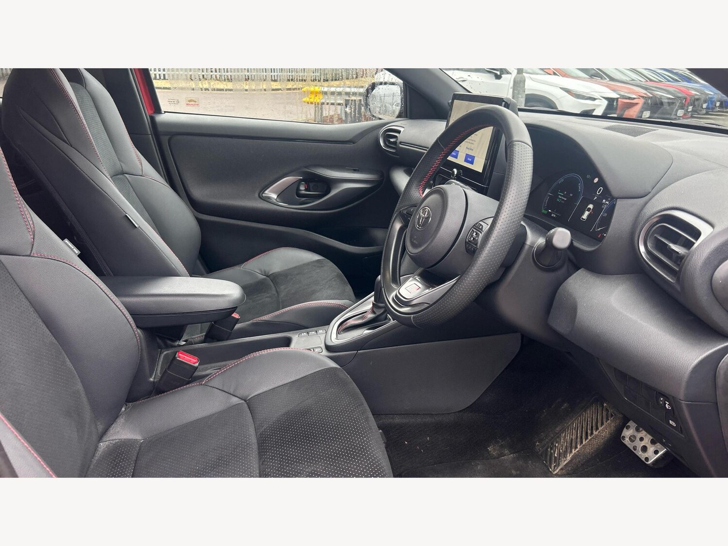 Used Toyota Yaris for sale - 77175235: Photo 13