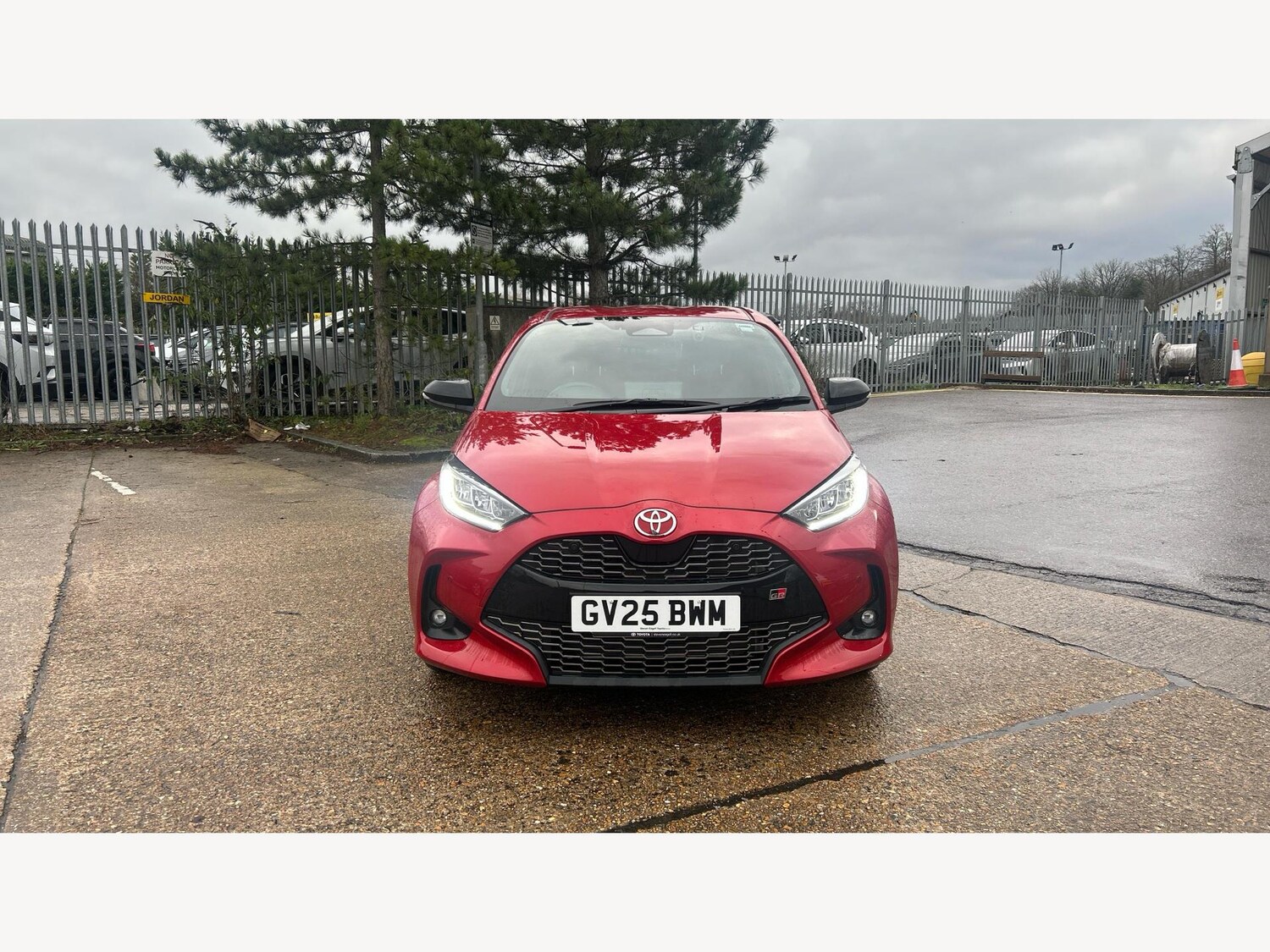 Used Toyota Yaris for sale - 77175235: Photo 17