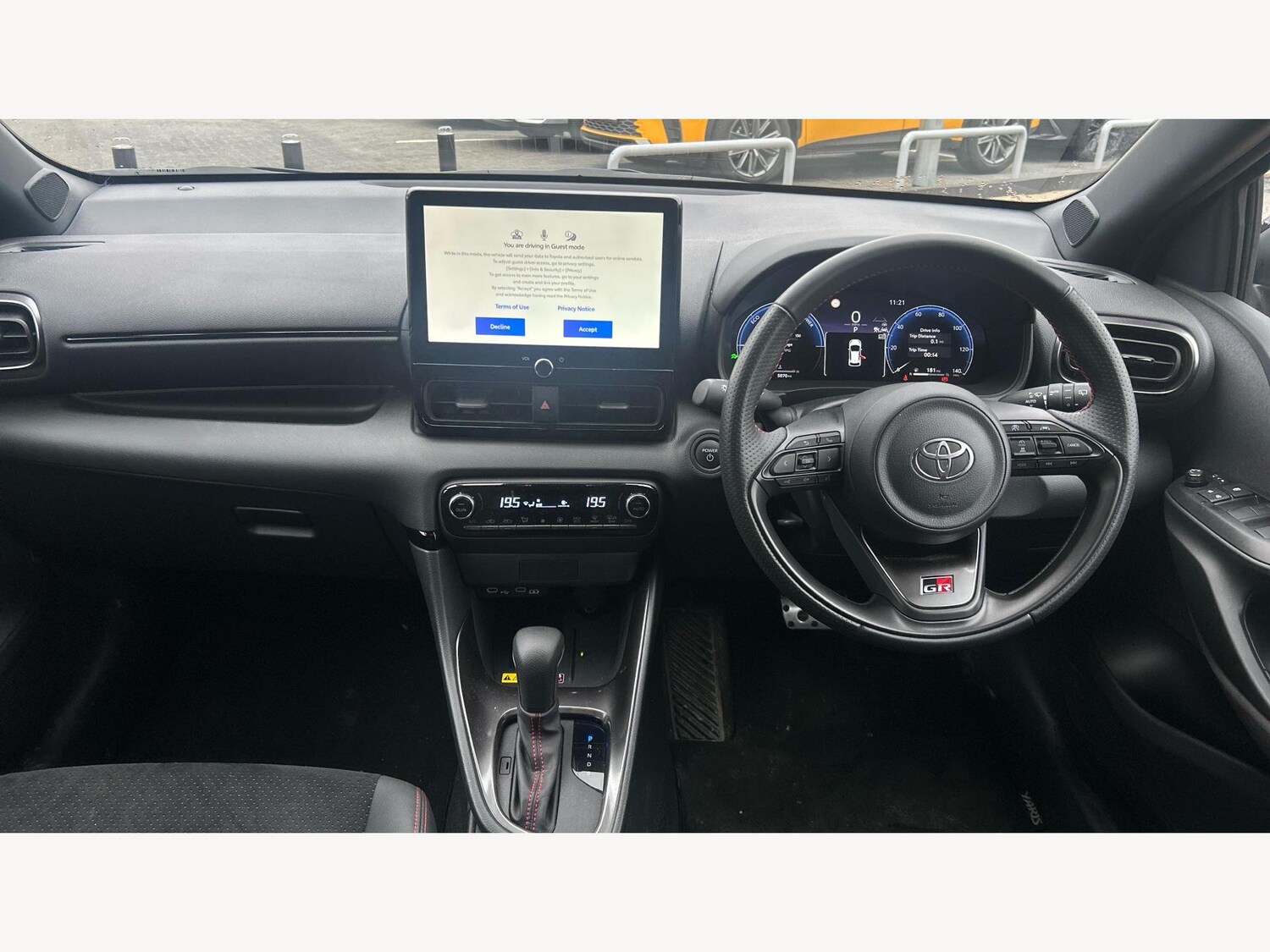 Used Toyota Yaris for sale - 77175235: Photo 7