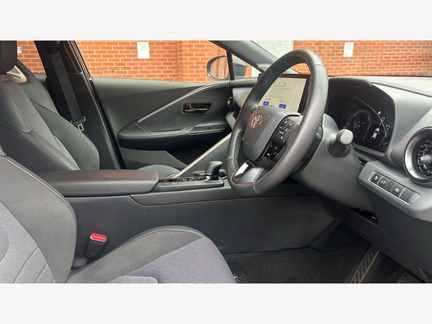 Used Toyota C-HR for sale - 77926104: Photo 13