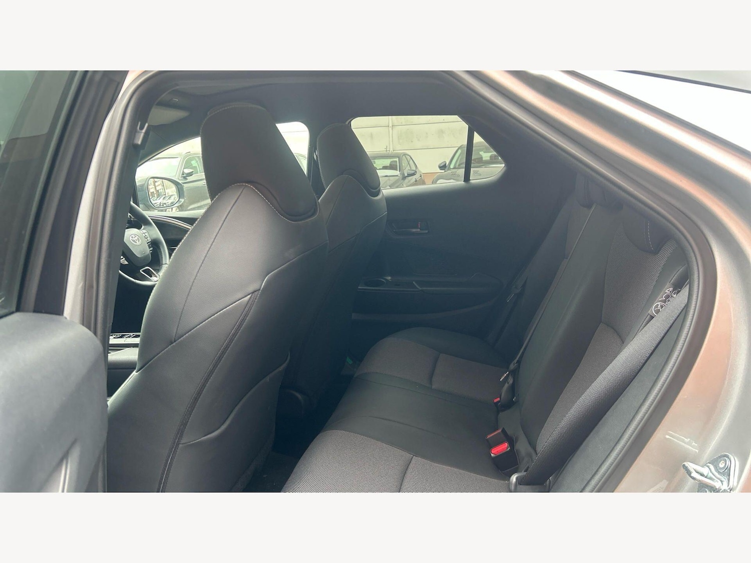 Used Toyota C-HR for sale - 77926104: Photo 15