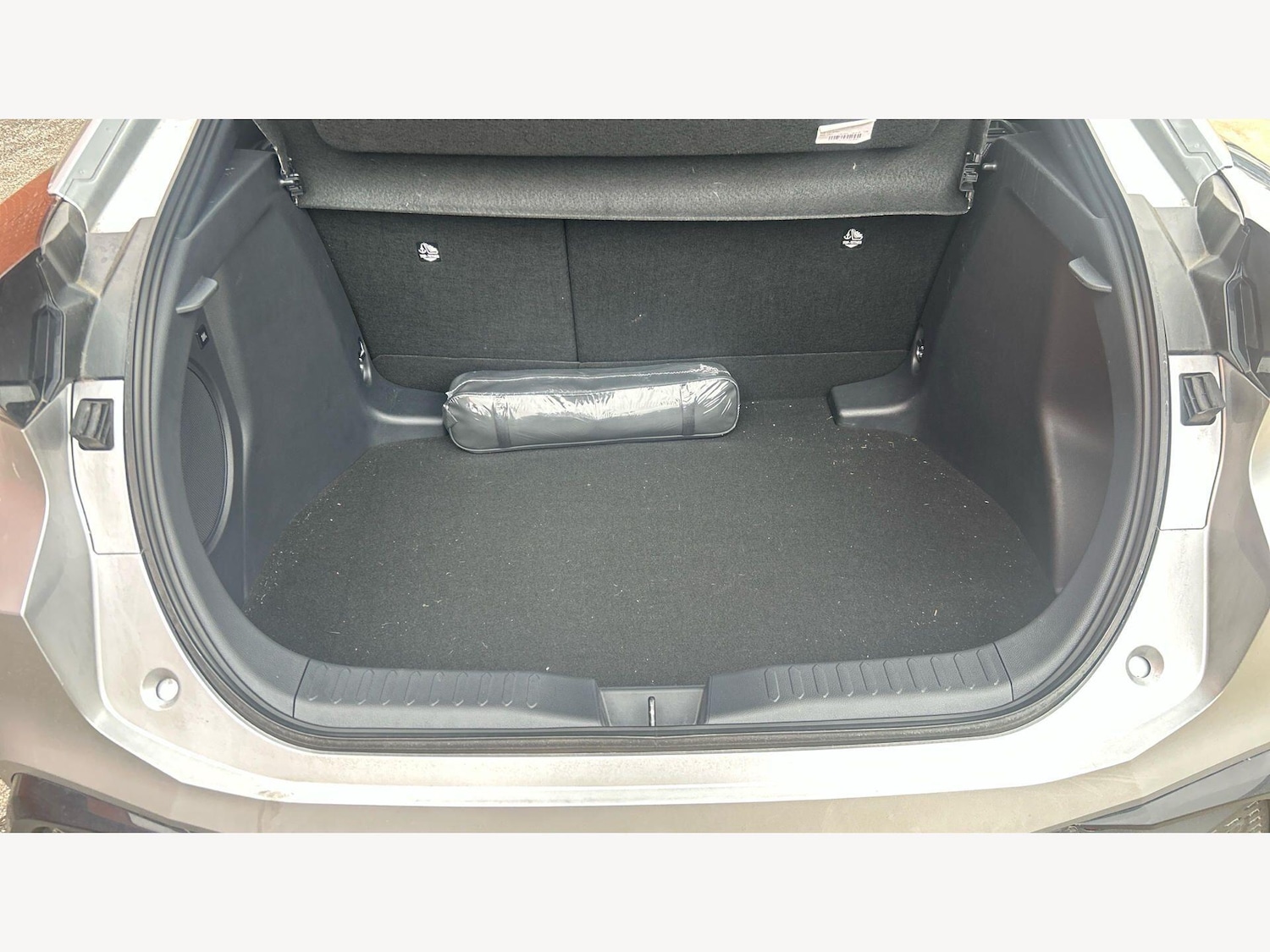 Used Toyota C-HR for sale - 77926104: Photo 16