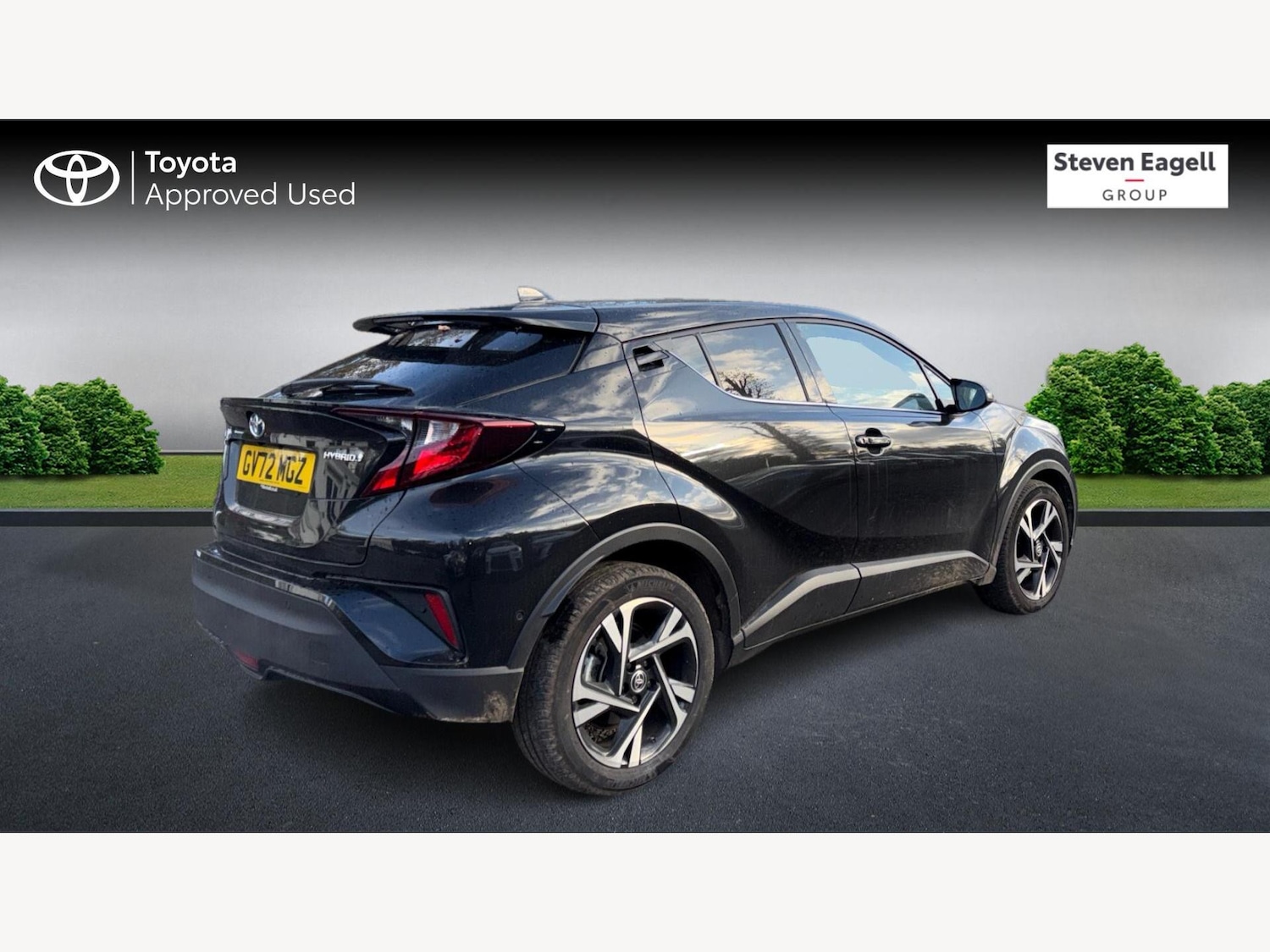 Used Toyota C-HR 2023 for sale - 76689887: Photo 2