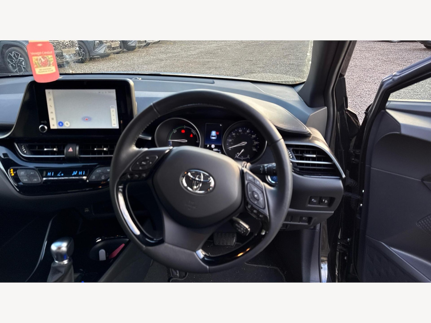 Used Toyota C-HR 2023 for sale - 76689887: Photo 8