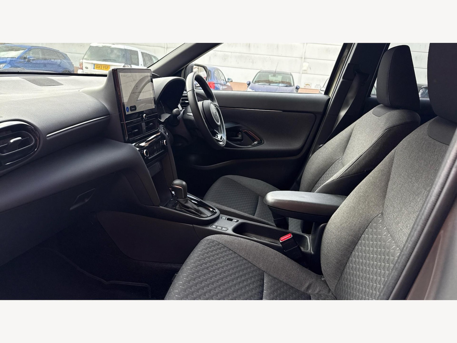 Used Toyota Yaris Cross 2024 for sale - 76260076: Photo 12