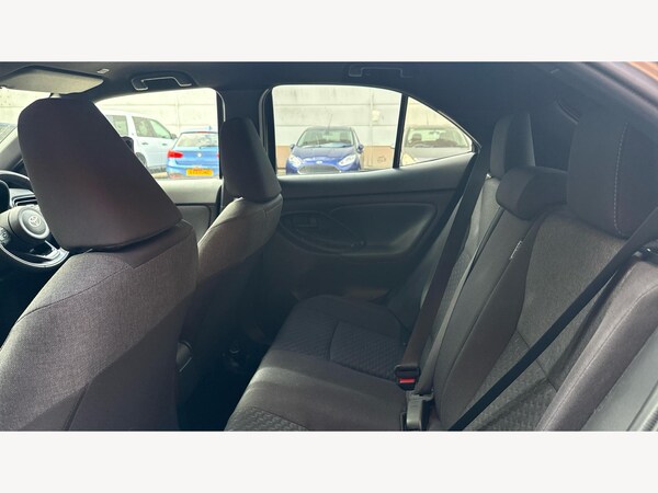 Used Toyota Yaris Cross 2024 for sale - 76260076: Photo 15