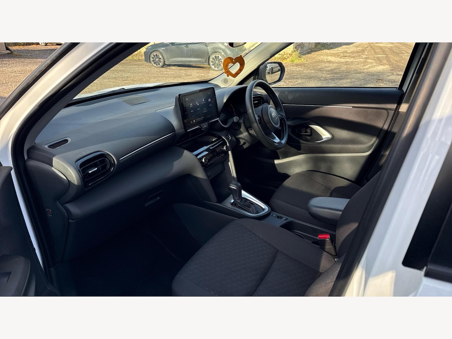 Used Toyota Yaris Cross 2025 for sale - 77109822: Photo 12