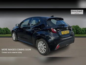 Used Toyota Yaris 2021 for sale - 75978895: Photo
