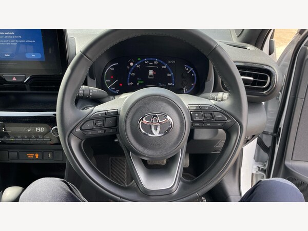 Used Toyota Yaris Cross 2024 for sale - 75247035: Photo 10