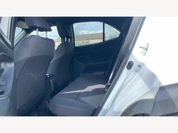 Used Toyota Yaris Cross 2024 for sale - 75247035: Photo 15