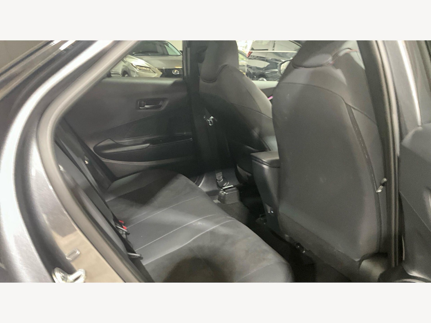 Used Toyota C-HR for sale - 77824231: Photo 14