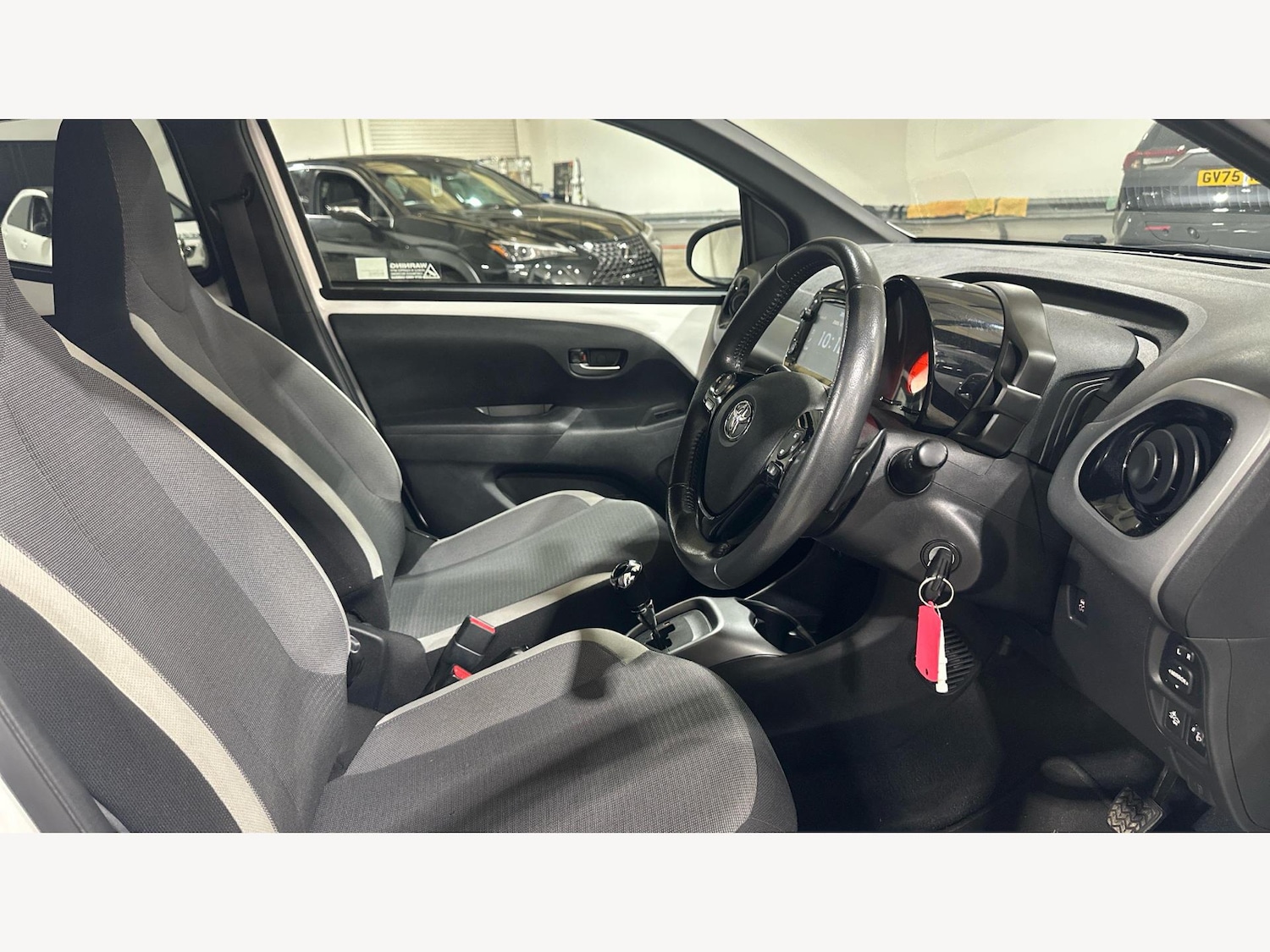Used Toyota AYGO 2021 for sale - 77040051: Photo 13