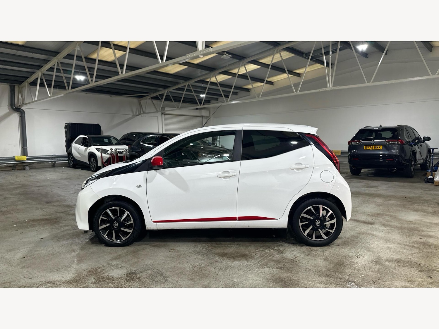 Used Toyota AYGO 2021 for sale - 77040051: Photo 19
