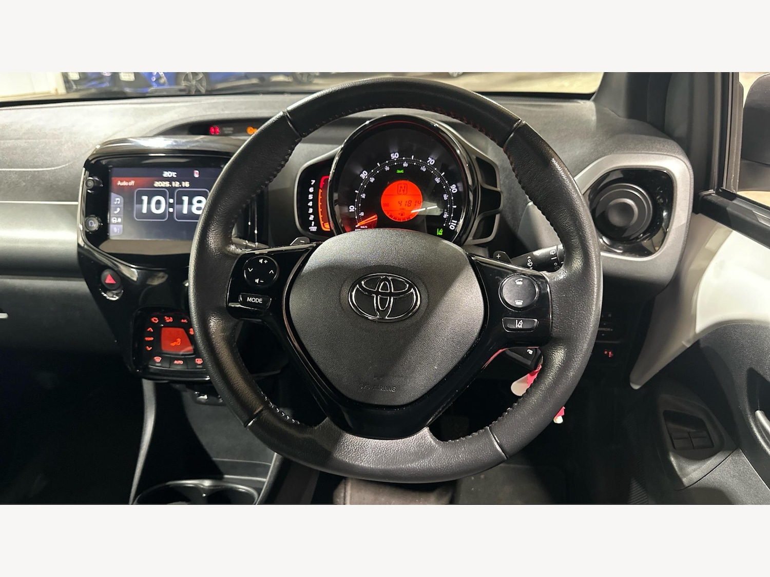 Used Toyota AYGO 2021 for sale - 77040051: Photo 8